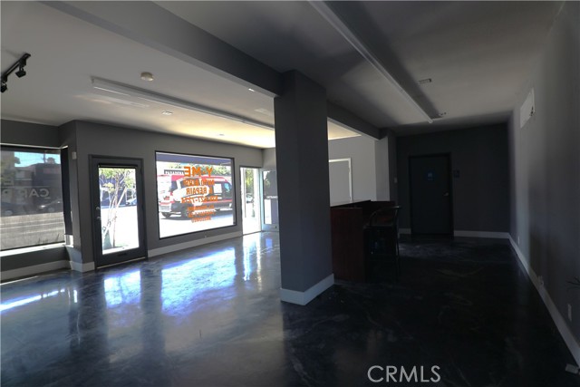 252 S Rosemead Boulevard, Pasadena, California 91107, ,Commercial Lease,For Rent,252 S Rosemead Boulevard,CRWS24173908