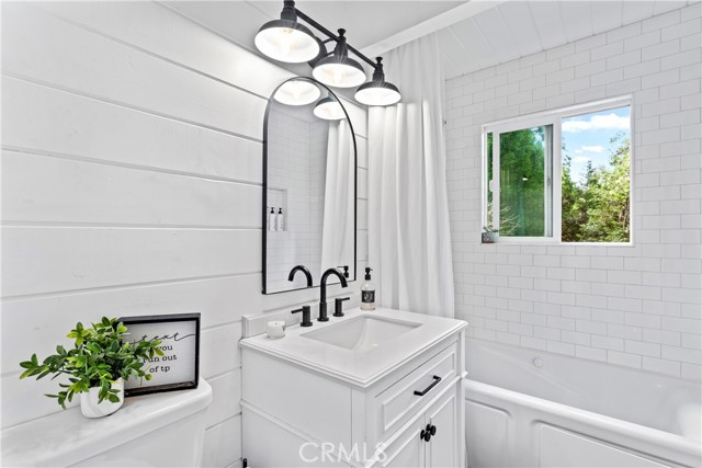 235 Bret Harte Road, Lake Arrowhead CA: https://media.crmls.org/medias/38eb30a4-116d-4e99-8c69-90c6b6495bf4.jpg