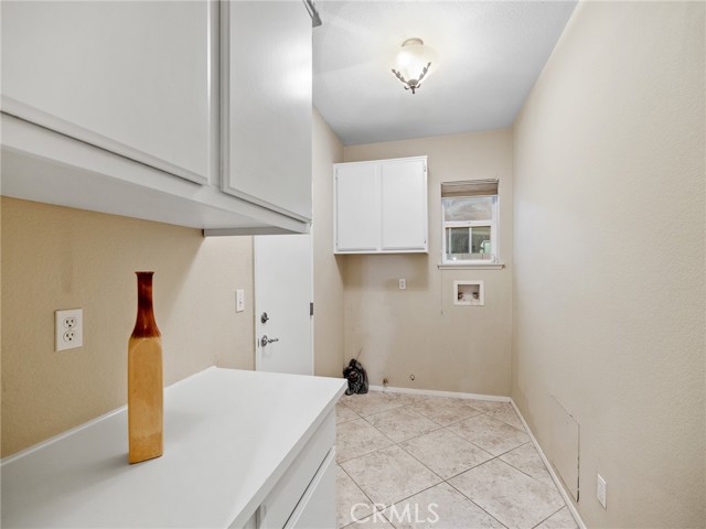Detail Gallery Image 17 of 48 For 13752 Dodie Ave, Victorville,  CA 92392 - 4 Beds | 3/1 Baths