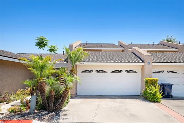 Detail Gallery Image 1 of 1 For 18624 Vallarta Drive, Huntington Beach,  CA 92646 - 2 Beds | 2/1 Baths