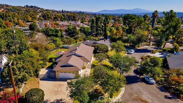 Detail Gallery Image 5 of 71 For 9818 Capulet Ave, Whittier,  CA 90603 - 3 Beds | 2 Baths