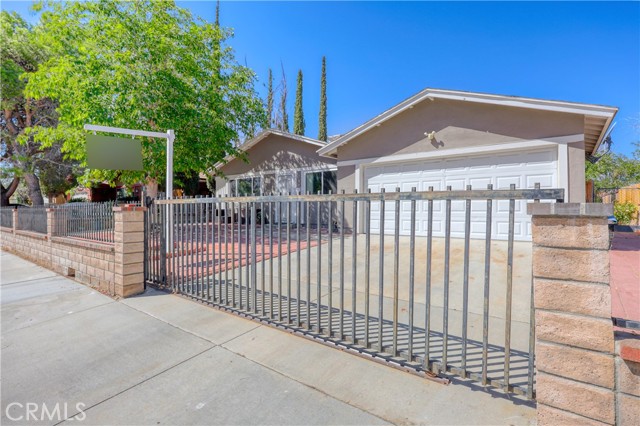 43327 Echard Avenue, Lancaster CA: https://media.crmls.org/medias/38ed71d6-29e7-4534-ade1-0f8842f16db0.jpg