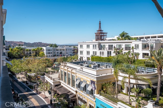 Detail Gallery Image 32 of 41 For 305 Caruso, Glendale,  CA 91210 - 2 Beds | 3 Baths