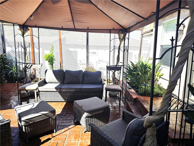 Detail Gallery Image 12 of 28 For 1830 Stanley Ave, Signal Hill,  CA 90755 - – Beds | – Baths