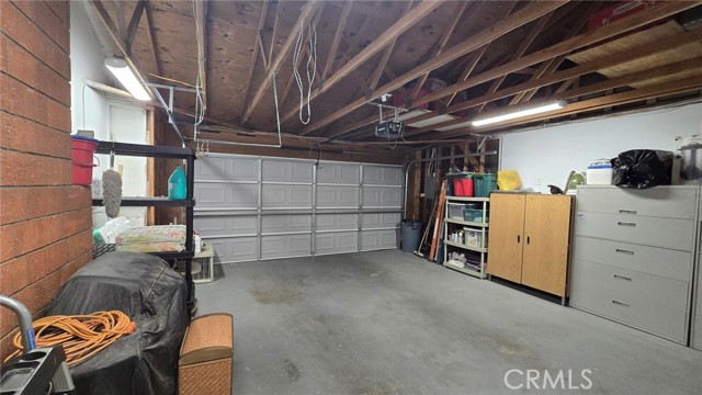 32673 Zircon Road, Lucerne Valley CA: https://media.crmls.org/medias/38eea8ab-1aaf-43ae-ab81-0b9caf807b9f.jpg