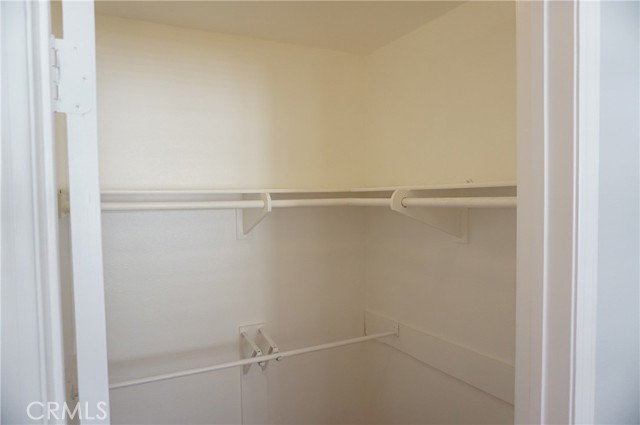 19538 Crystal Ridge Lane, Porter Ranch CA: https://media.crmls.org/medias/38ef9763-20f2-48b2-88c8-0e742d387a13.jpg