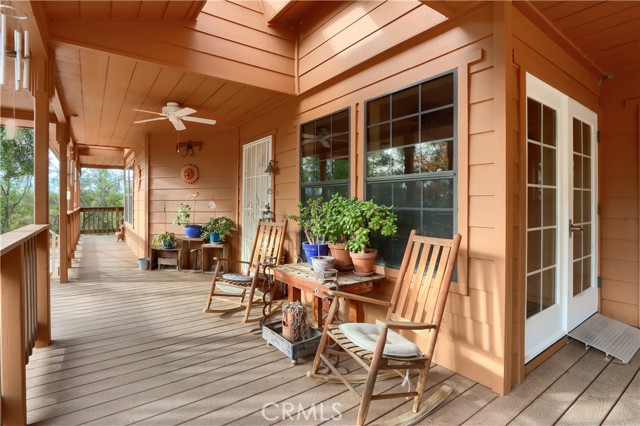 Detail Gallery Image 4 of 59 For 3692 Manzanita Rd, Mariposa,  CA 95338 - 3 Beds | 2 Baths