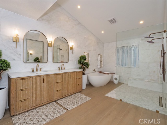 Detail Gallery Image 48 of 58 For 32551 Seacliff Dr, Rancho Palos Verdes,  CA 90275 - 4 Beds | 3/1 Baths