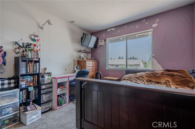 574 E Skylark Drive, Ontario CA: https://media.crmls.org/medias/38f17bd4-4008-4ce1-a67b-e0f68673633f.jpg