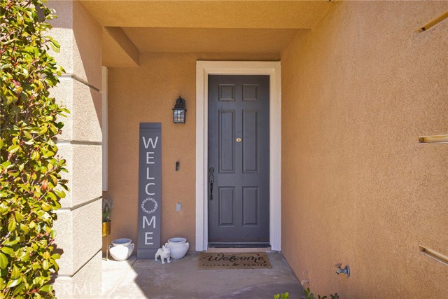 Detail Gallery Image 4 of 55 For 13498 Bentwood, Hesperia,  CA 92344 - 4 Beds | 3 Baths