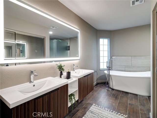 Image 19 of 50 For 39685 Saint Michael