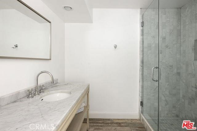 Detail Gallery Image 14 of 22 For 23760 Oakfield, Hidden Hills,  CA 91302 - 6 Beds | 4 Baths