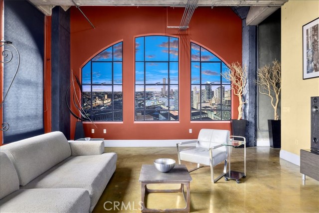 315 E 8th #1203 Street, Los Angeles CA: https://media.crmls.org/medias/38f25fed-e43b-480c-93c4-6a41b2420c4c.jpg