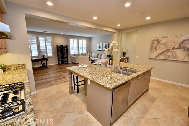 Large Island in Kitchen