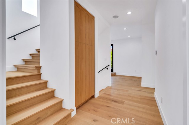 Detail Gallery Image 36 of 57 For 13838 Milbank St, Sherman Oaks,  CA 91423 - 4 Beds | 4 Baths