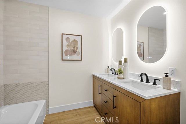 12941 Keith Place, Tustin CA: https://media.crmls.org/medias/38f3444b-fa7a-4328-8e97-3901bd445df0.jpg