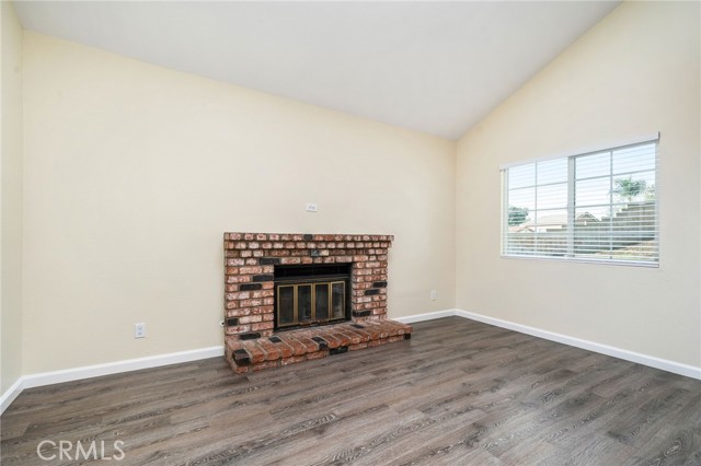 Detail Gallery Image 7 of 49 For 1402 Daylily St, Upland,  CA 91784 - 3 Beds | 2/1 Baths