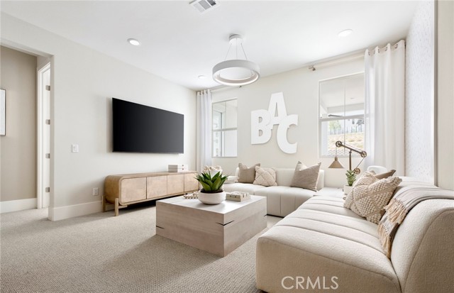 Detail Gallery Image 7 of 27 For 21162 Poema Pl, Chatsworth,  CA 91311 - 5 Beds | 5/2 Baths