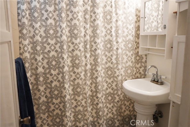 657 Moreno Lane, Sugarloaf CA: https://media.crmls.org/medias/38f3db91-ab31-4eb1-9314-7f1c8996793a.jpg
