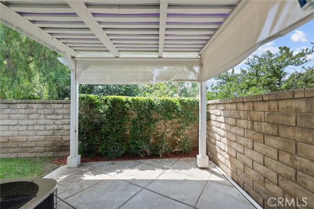 27017 Big Rapids, Valencia CA: https://media.crmls.org/medias/38f41b6b-53b7-429d-a394-39bb51e6c72e.jpg