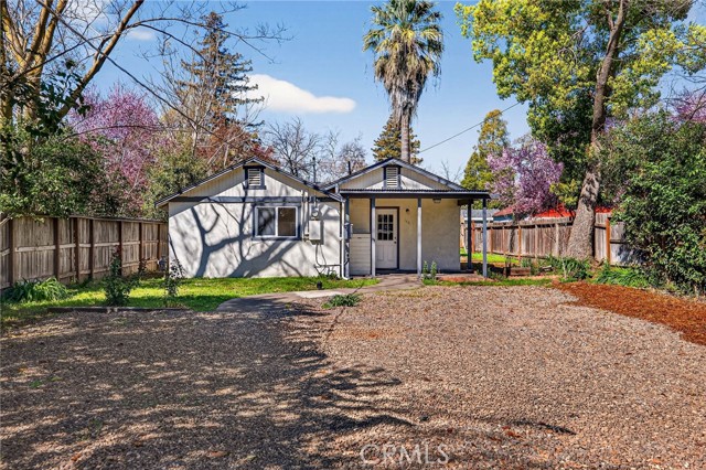 Detail Gallery Image 8 of 45 For 140 W 22nd, Chico,  CA 95928 - 2 Beds | 1 Baths