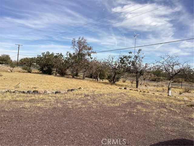 Detail Gallery Image 11 of 13 For 35946 Newberry Rd, Newberry Springs,  CA 92365 - 3 Beds | 2 Baths