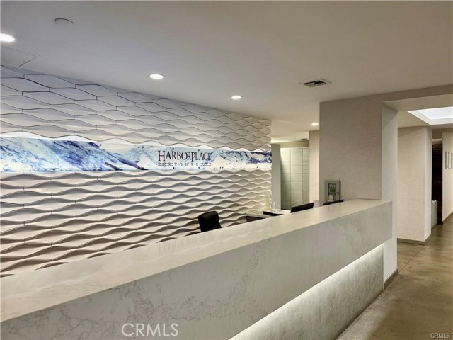 Detail Gallery Image 4 of 55 For 525 E Seaside Way #308,  Long Beach,  CA 90802 - 2 Beds | 2 Baths