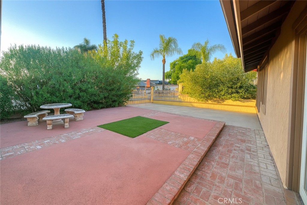 MLS #DW25238346 image #6