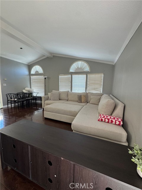 Detail Gallery Image 2 of 10 For 15141 Beach Bld #44,  Midway City,  CA 92655 - 2 Beds | 1 Baths