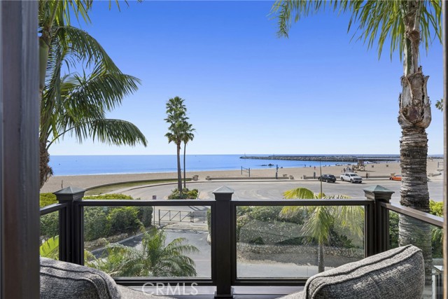 Detail Gallery Image 29 of 56 For 3150 Breakers, Corona Del Mar,  CA 92625 - 4 Beds | 5 Baths