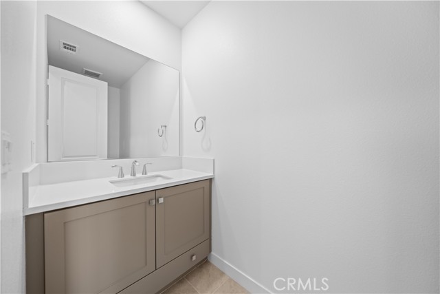 175 Baluster, Irvine CA: https://media.crmls.org/medias/38f9b97b-7a54-41d7-a737-79339c91632b.jpg