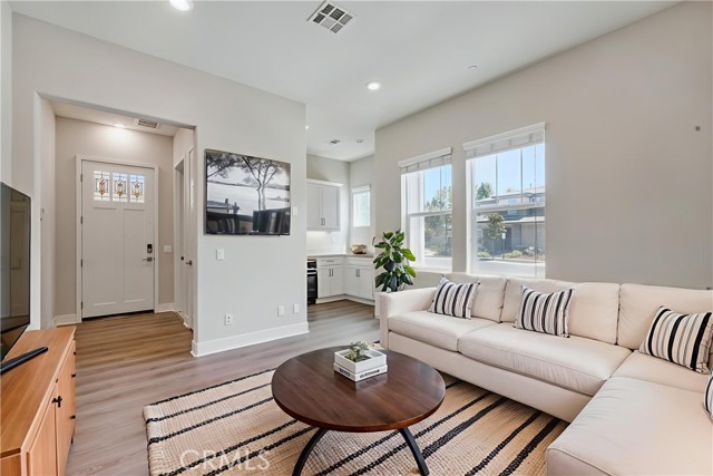 54 Sagan Way, Irvine CA: https://media.crmls.org/medias/38fa00e4-a256-4936-8688-2777764ec141.jpg