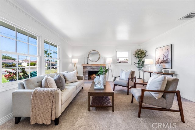 Detail Gallery Image 5 of 50 For 5402 Belgrave Ave, Garden Grove,  CA 92845 - 4 Beds | 2 Baths