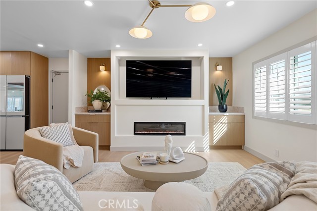 Image 8 of 67 For 2705 Orange Grove Avenue