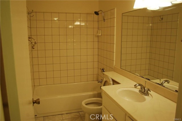 394 S Prospectors Road, Diamond Bar CA: https://media.crmls.org/medias/38fd085e-c24e-4818-919b-e5afc54b16aa.jpg