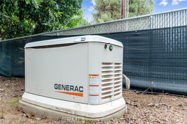 18701 Lort Drive, Visalia CA: https://media.crmls.org/medias/38fe8775-598e-4bb3-8df6-86d014d54e60.jpg