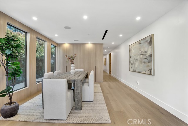 Detail Gallery Image 39 of 63 For 11107 Kling St, North Hollywood,  CA 91602 - 4 Beds | 4 Baths