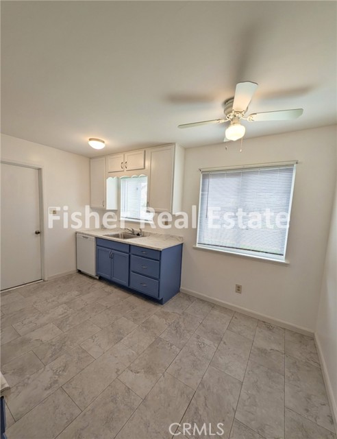 Detail Gallery Image 5 of 14 For 877 Pearl, Arroyo Grande,  CA 93420 - 3 Beds | 2 Baths