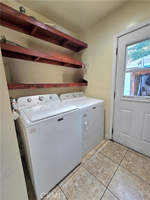 Detail Gallery Image 25 of 51 For 14023 Hubbard St, Sylmar,  CA 91342 - 7 Beds | 4 Baths