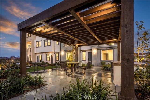 Detail Gallery Image 10 of 10 For 12720 Azure Way #29,  Hawthorne,  CA 90250 - 1 Beds | 1/1 Baths