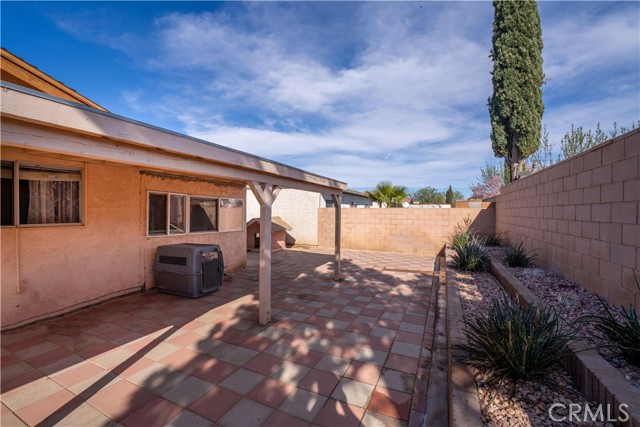 Detail Gallery Image 4 of 25 For 3116 E Ave Q14, Palmdale,  CA 93550 - 2 Beds | 2 Baths