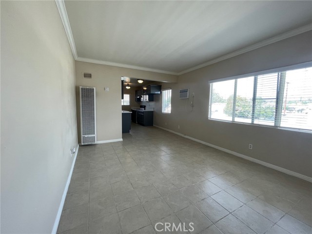 Detail Gallery Image 1 of 10 For 5156 Canoga St, Montclair,  CA 91763 - 2 Beds | 1 Baths