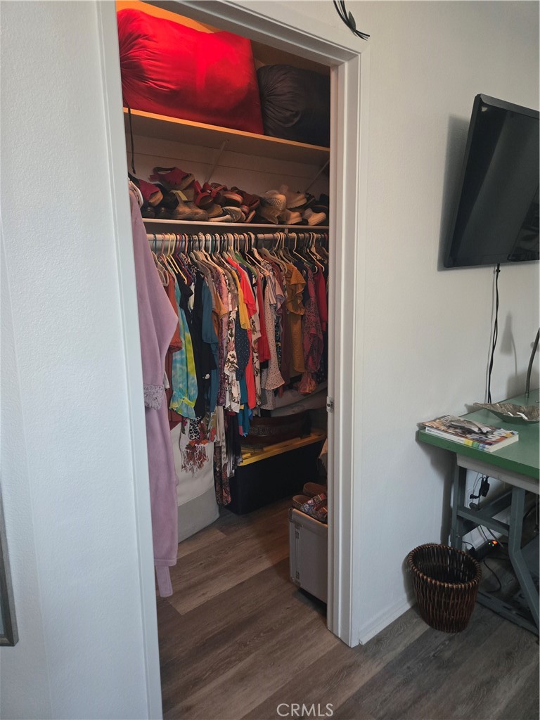 https://media.crmls.org/medias/3902a2ea-693d-4029-b54f-91ab284342e6.jpg?preset=X-Large