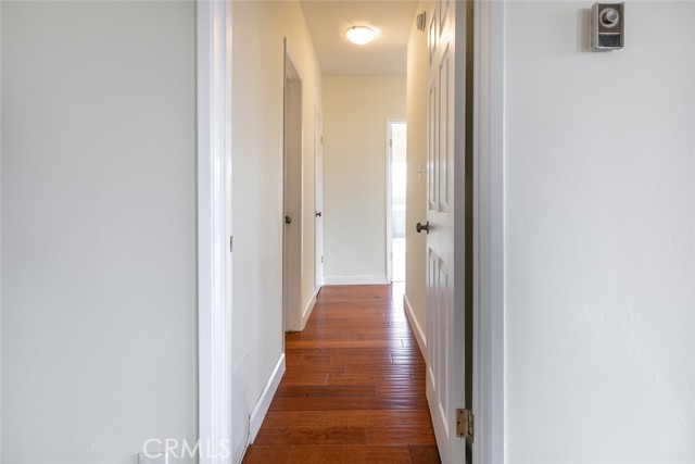 Detail Gallery Image 17 of 31 For 530 S Barrington #305,  Los Angeles,  CA 90049 - 2 Beds | 2 Baths