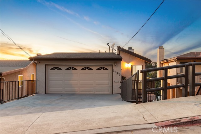 Detail Gallery Image 2 of 42 For 1393 N Avenue 57, Los Angeles,  CA 90042 - 3 Beds | 3 Baths