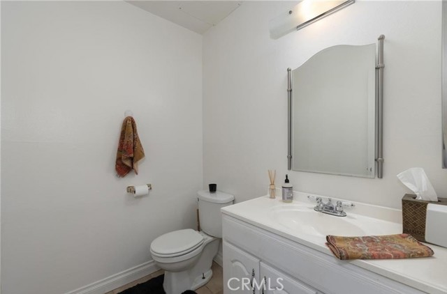 Detail Gallery Image 14 of 27 For 7301 Lennox Ave #D10,  Van Nuys,  CA 91405 - 2 Beds | 1/1 Baths