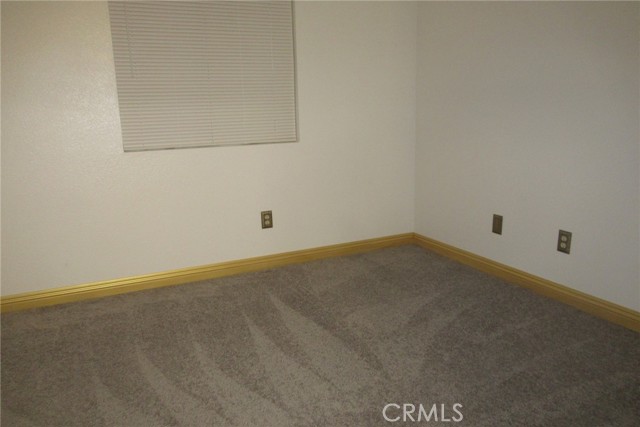 Detail Gallery Image 14 of 19 For 14028 Gale, Victorville,  CA 92394 - 4 Beds | 2 Baths