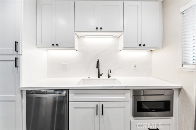 Detail Gallery Image 11 of 42 For 16407 La Bonita Ln #140,  Huntington Beach,  CA 92649 - 2 Beds | 1 Baths