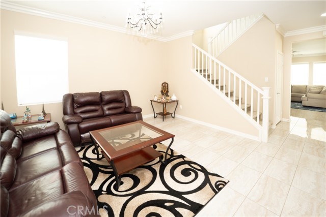 Detail Gallery Image 4 of 64 For 21047 Iron Rail, Riverside,  CA 92507 - 5 Beds | 2/1 Baths