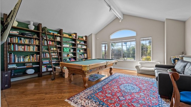 Image 28 of 62 For 2162 Euclid Avenue